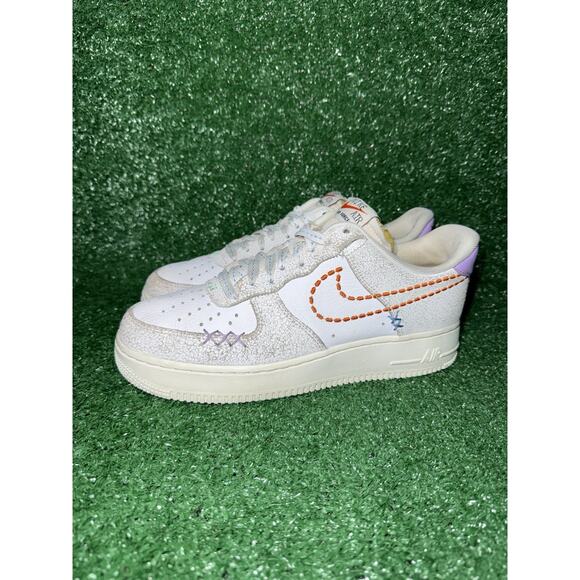 Nike Air Force 1 ‘Nike 101’ Women’s Size 9 White Leather Casual Shoes DX2348-100 - Picture 4 of 9
